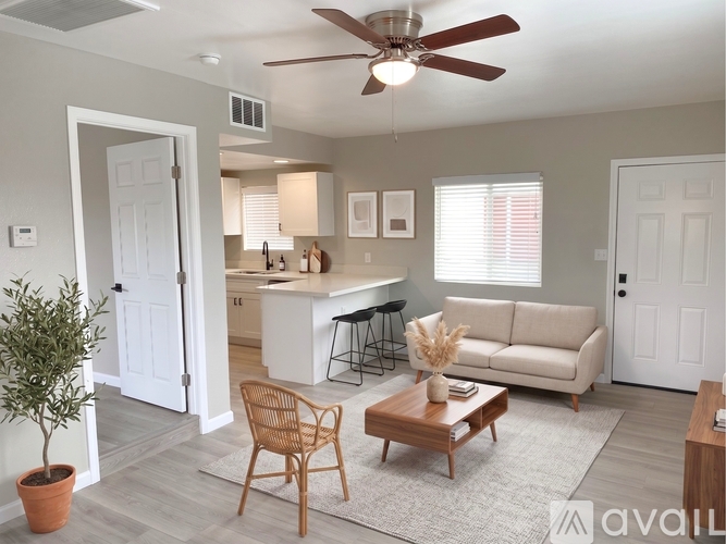 3008 N 39th St, Unit 9A Rental photo 3